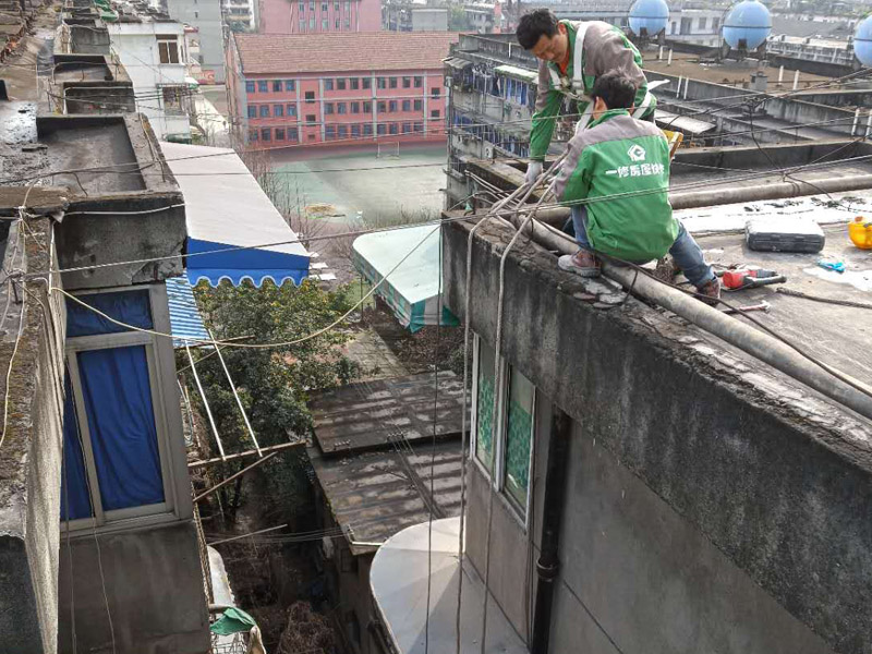 更換雨水管